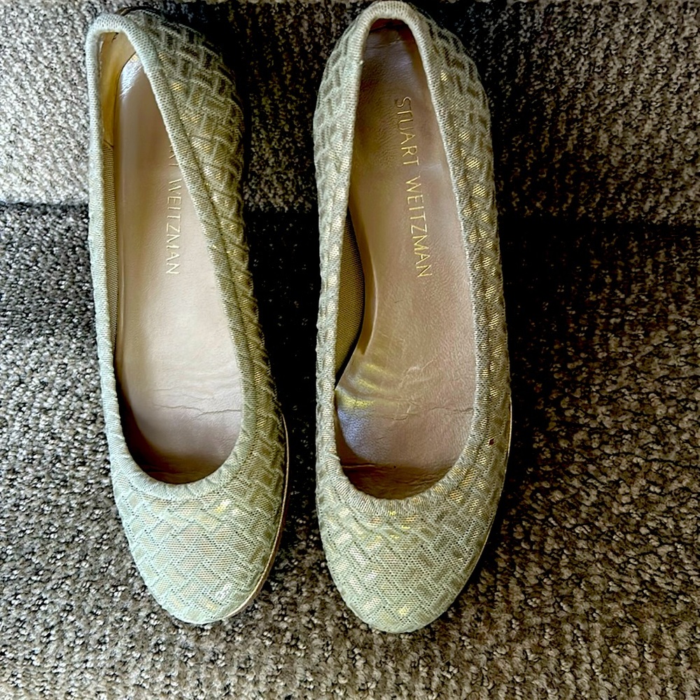 Stuart Weitzman round toe flats size 6.5-7. Gold/taupe uppers with some stretch